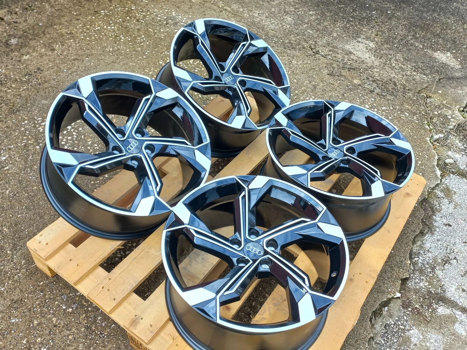   Audi | Mobile.bg   4