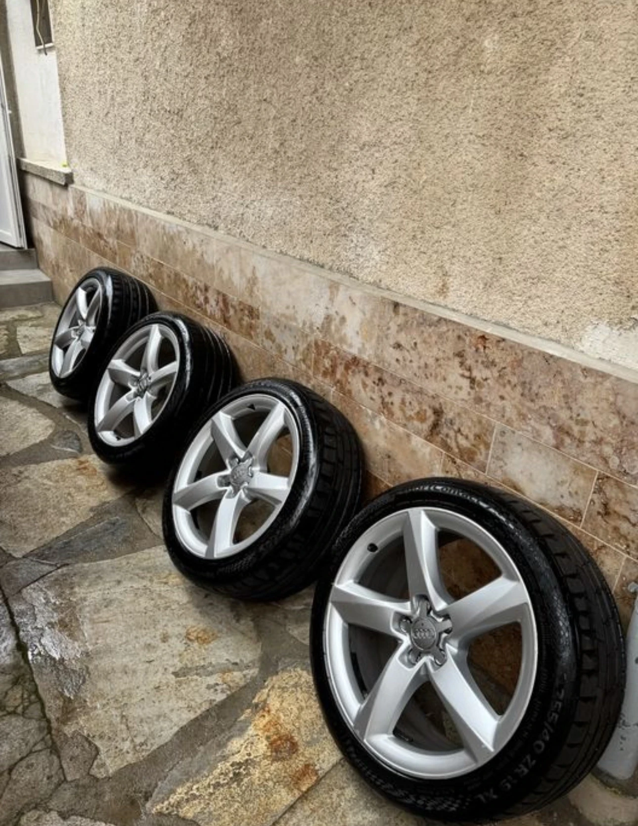 ���� � ������ 255/40R19 �� Audi | Mobile.bg � ����������� 5