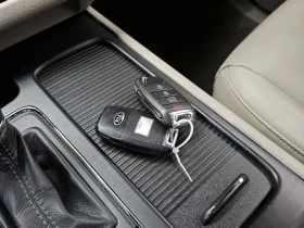 Kia Carnival 2.2 CRDI, снимка 16