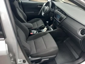 Toyota Auris 1.6 / 16V / SPORT, снимка 9