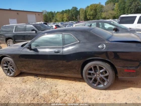 Dodge Challenger SXT - 45500 лв. - 41805896 | Car24.bg