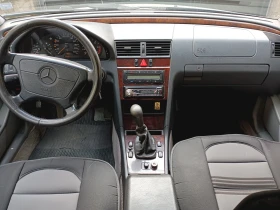 Mercedes-Benz C 220 Седан, снимка 14