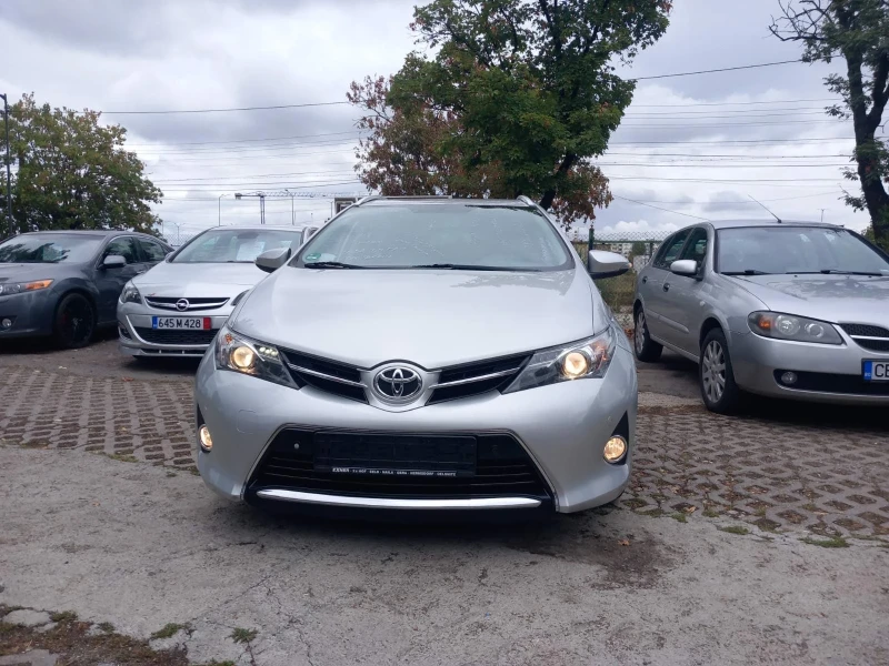 Toyota Auris 1.6 / 16V / SPORT, снимка 3 - Автомобили и джипове - 47170763