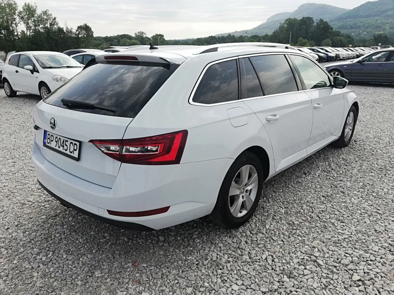Skoda Superb 2.0tdi kli navi avt 190, снимка 6 - Автомобили и джипове - 50603215