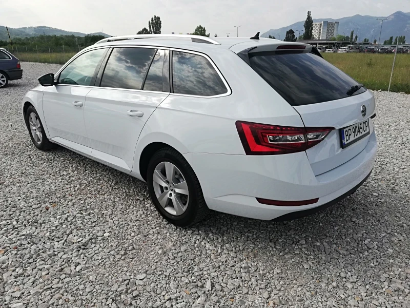 Skoda Superb 2.0tdi kli navi avt 190, снимка 4 - Автомобили и джипове - 50603215