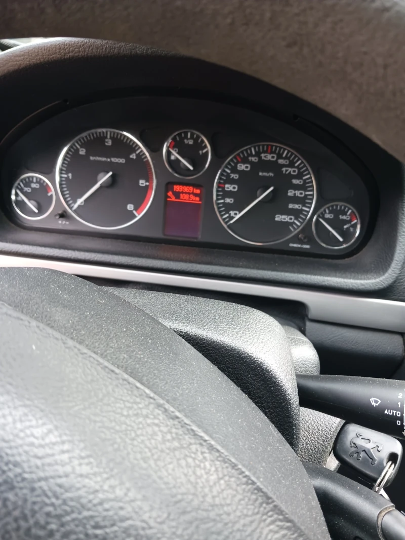 Peugeot 407, снимка 11 - Автомобили и джипове - 51338991