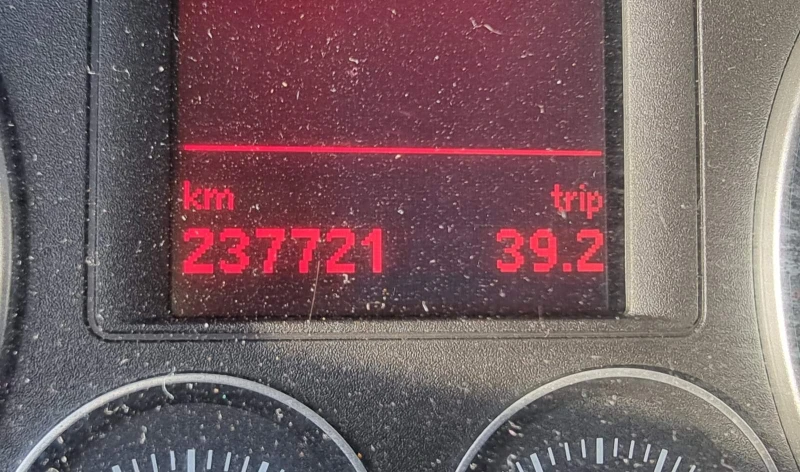 VW Golf Plus 2.0 TDI BMM CROSS КЛИМАТРОНИК, снимка 15 - Автомобили и джипове - 51630740