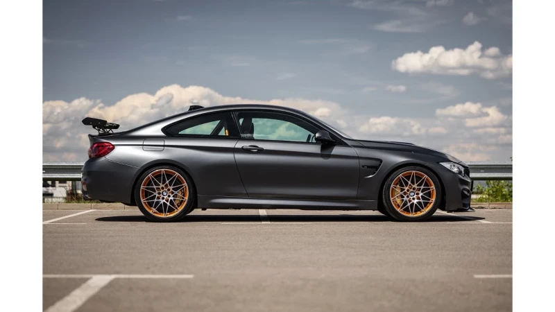BMW M4 GTS, снимка 11 - Автомобили и джипове - 52776538