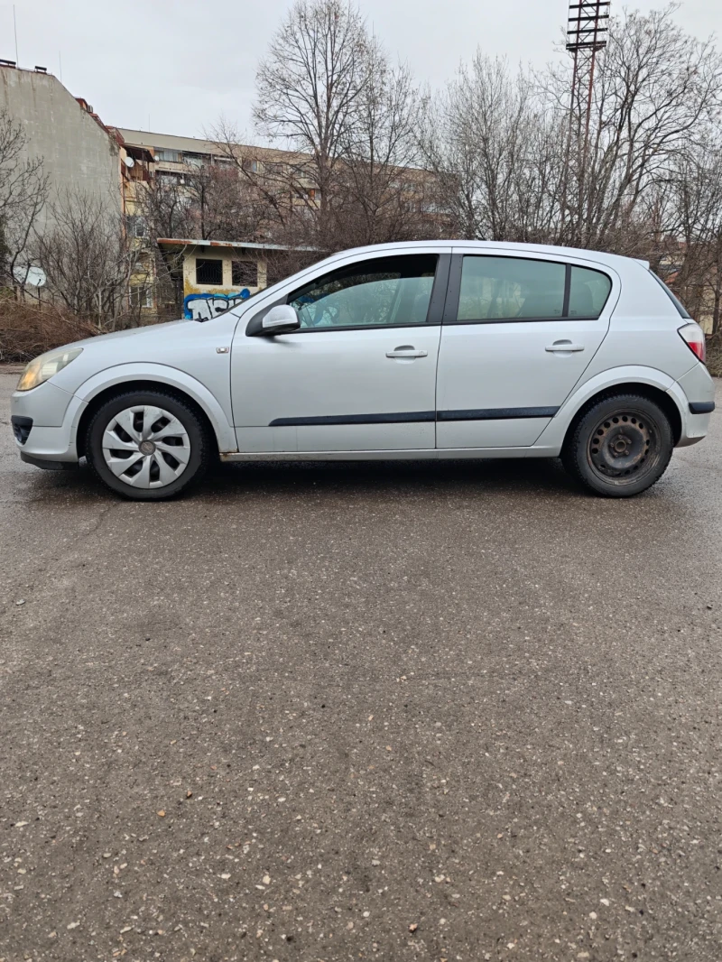 Opel Astra, снимка 4 - Автомобили и джипове - 53252178