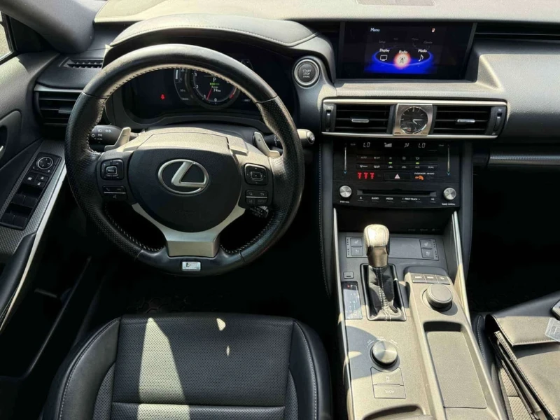 Lexus IS * 300 * CARFAX * ЦЕНА ДО БГ, снимка 16 - Автомобили и джипове - 53257720