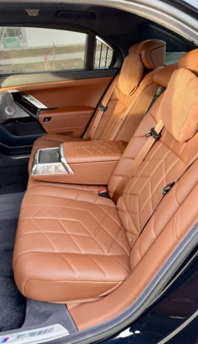 BMW 740 d xDrive M-Sport, снимка 7 - Автомобили и джипове - 53735010