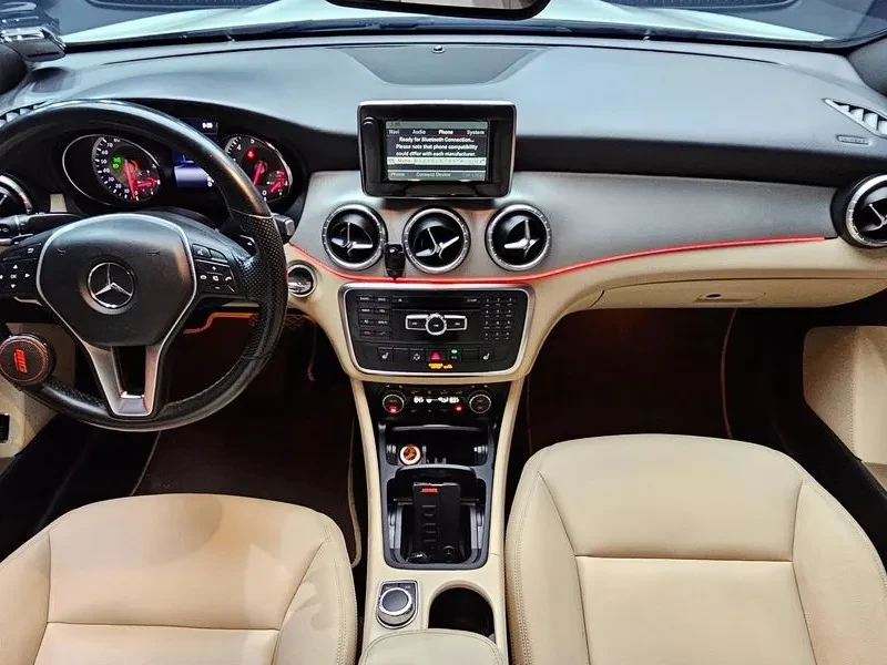 Mercedes-Benz CLA 250, снимка 7 - Автомобили и джипове - 53811312