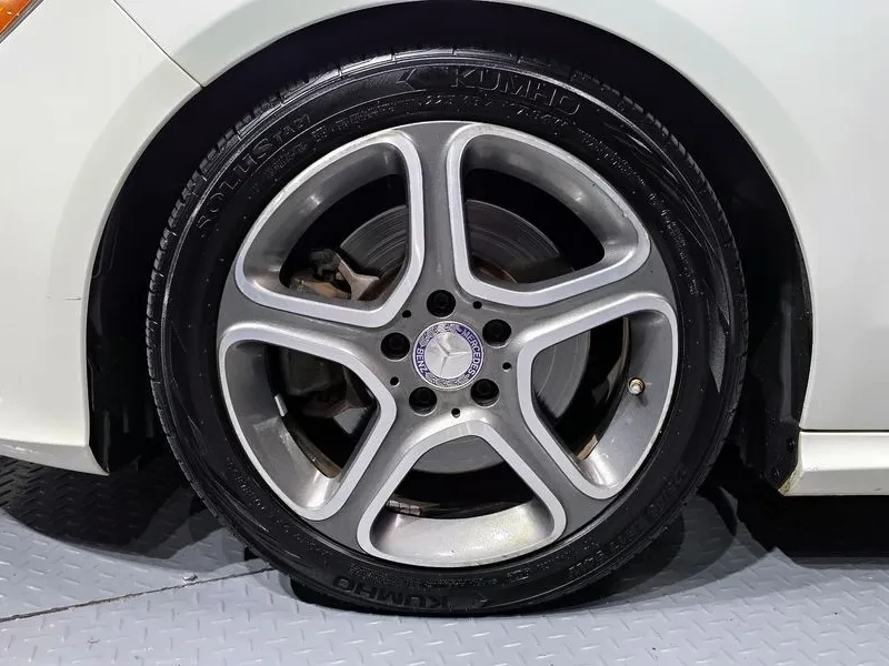 Mercedes-Benz CLA 250, снимка 5 - Автомобили и джипове - 53811312