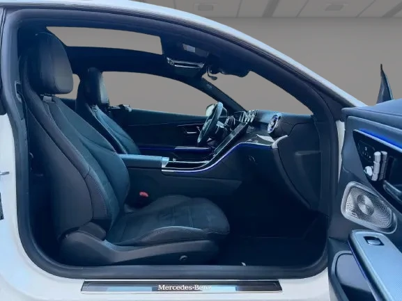 Mercedes-Benz CLE 450 4Matic = AMG Line = Premium Гаранция, снимка 10 - Автомобили и джипове - 55788379