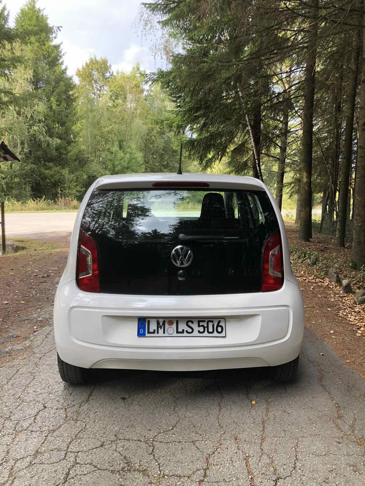 VW Up 1.0 MPI - Нов Внос - изображение 5