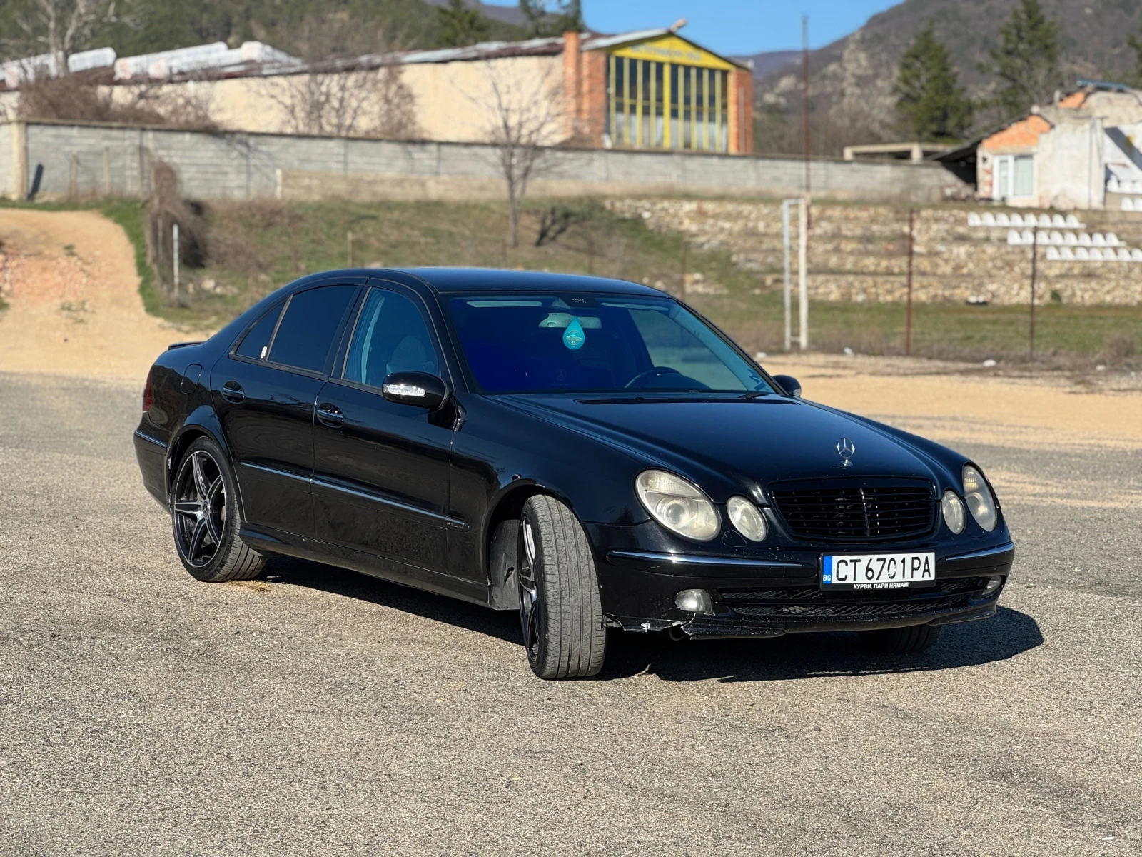 Mercedes-Benz E 280 3.2 - изображение 2