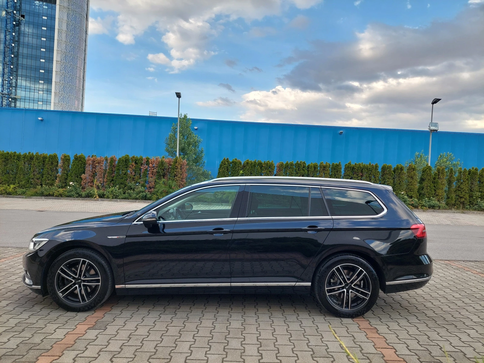 VW Passat 2.0TDI 4motion-TOP FULL FULL ШВЕЙЦАРИЯ - изображение 7