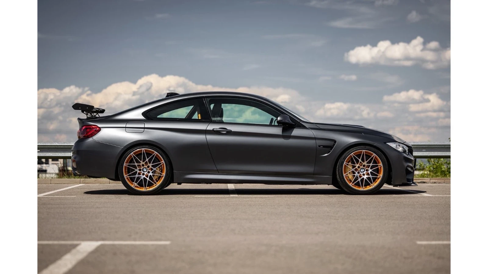 BMW M4 GTS | Mobile.bg   11