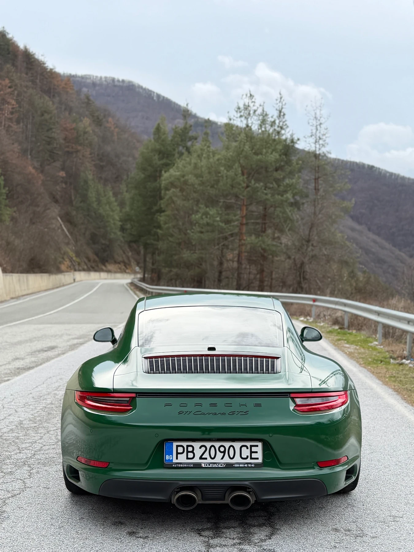 Porsche 911 Carrera GTS 991.2 Akrapovic PCCB LIFT - изображение 8