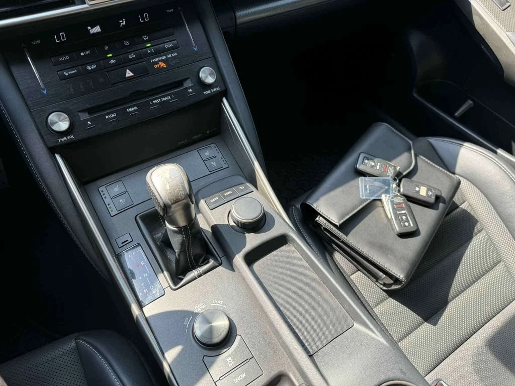 Lexus IS * 300 * CARFAX * ���� �� �� | Mobile.bg � ����������� 15