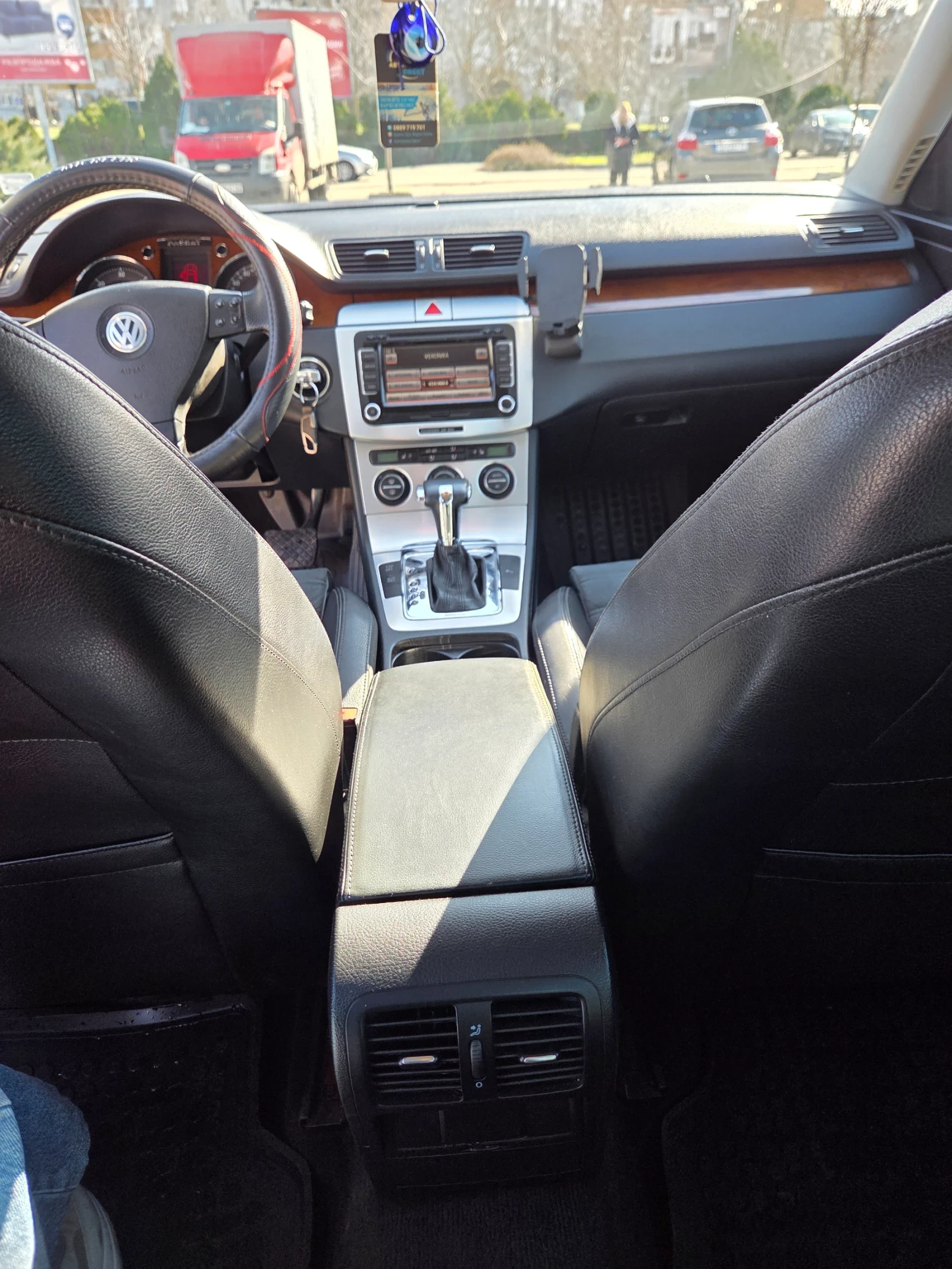 VW Passat, снимка 9 - Автомобили и джипове - 53540339