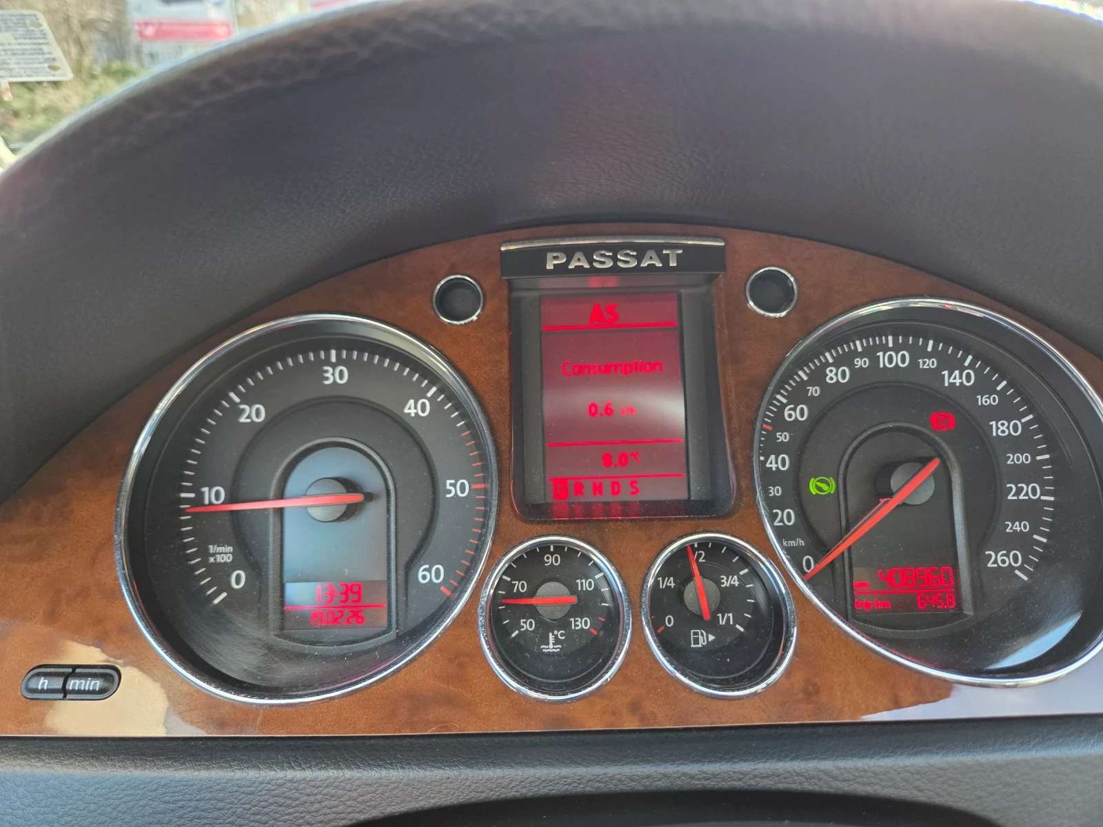 VW Passat, снимка 11 - Автомобили и джипове - 53540339