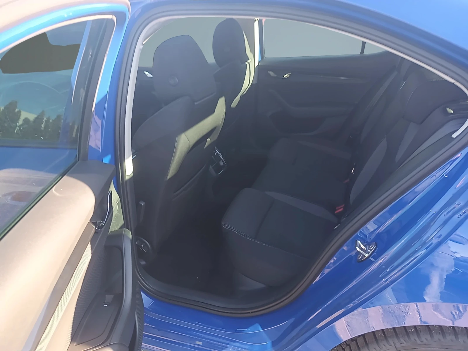 Skoda Octavia 2.0 TDI/7DSG, снимка 12 - Автомобили и джипове - 53902234
