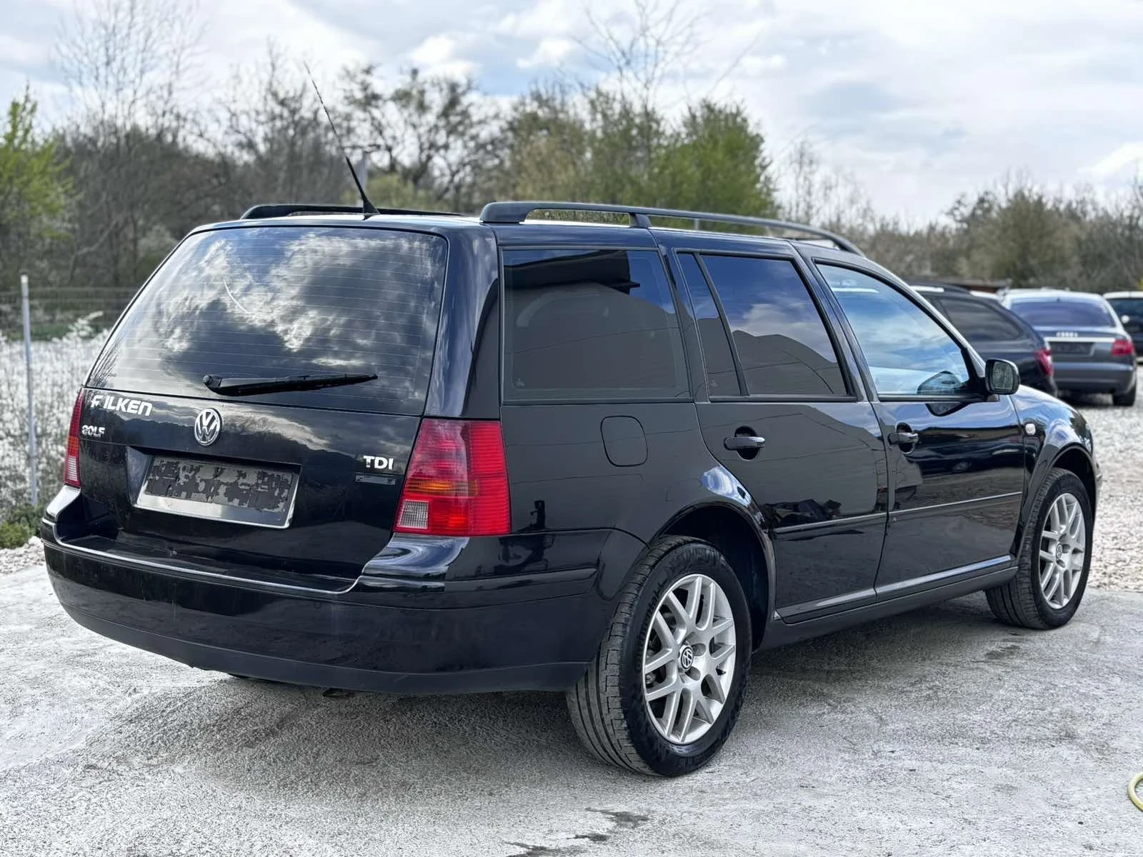VW Golf 1.9~TDI~90HP, снимка 6 - Автомобили и джипове - 54165132