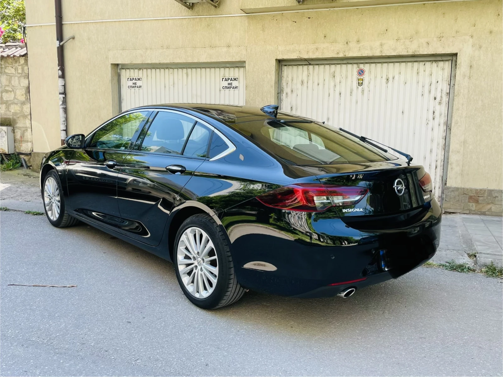 Opel Insignia Grand Sport, снимка 4 - Автомобили и джипове - 54672035