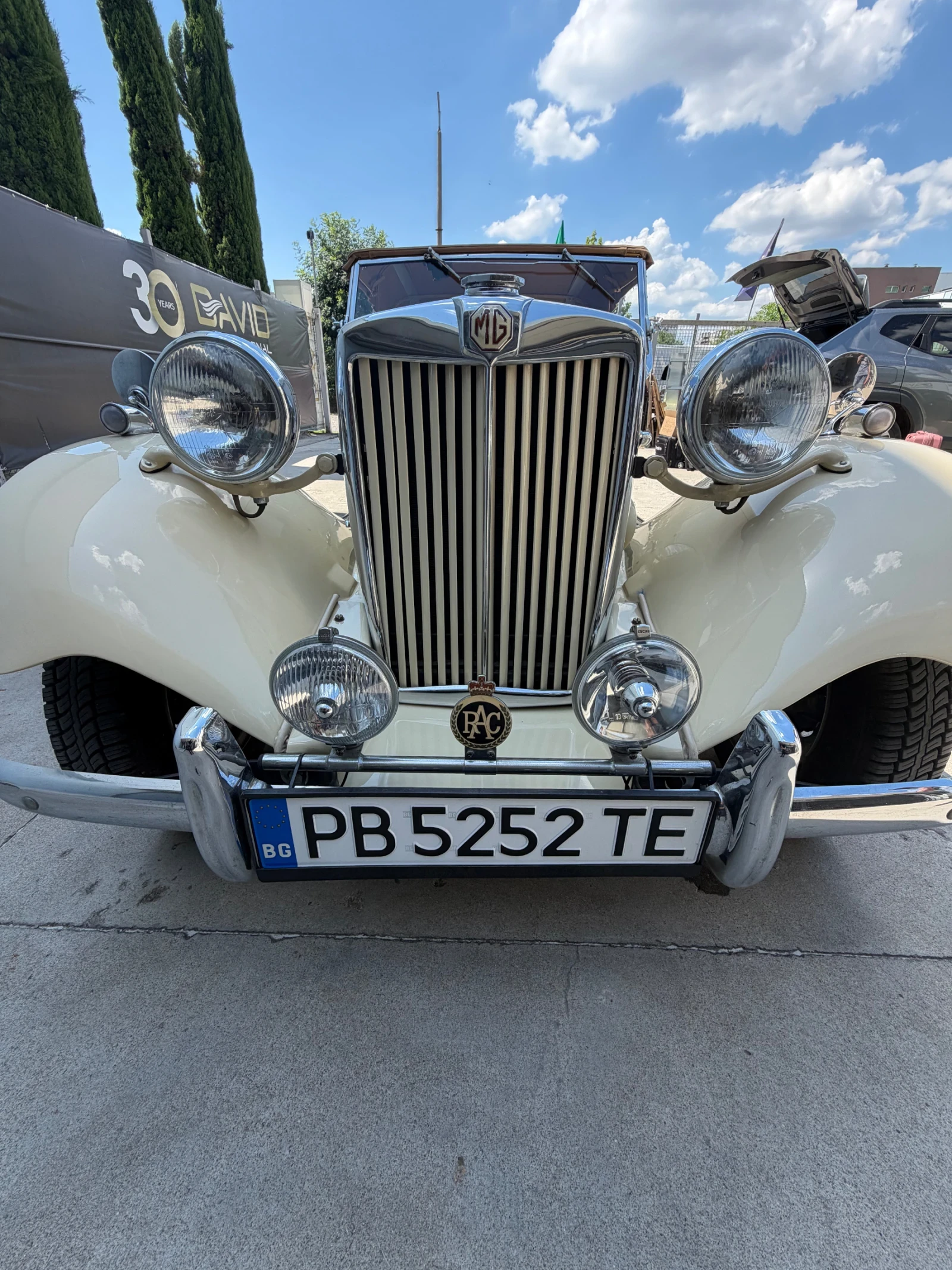 Mg Mgb He, снимка 8 - Автомобили и джипове - 54955566