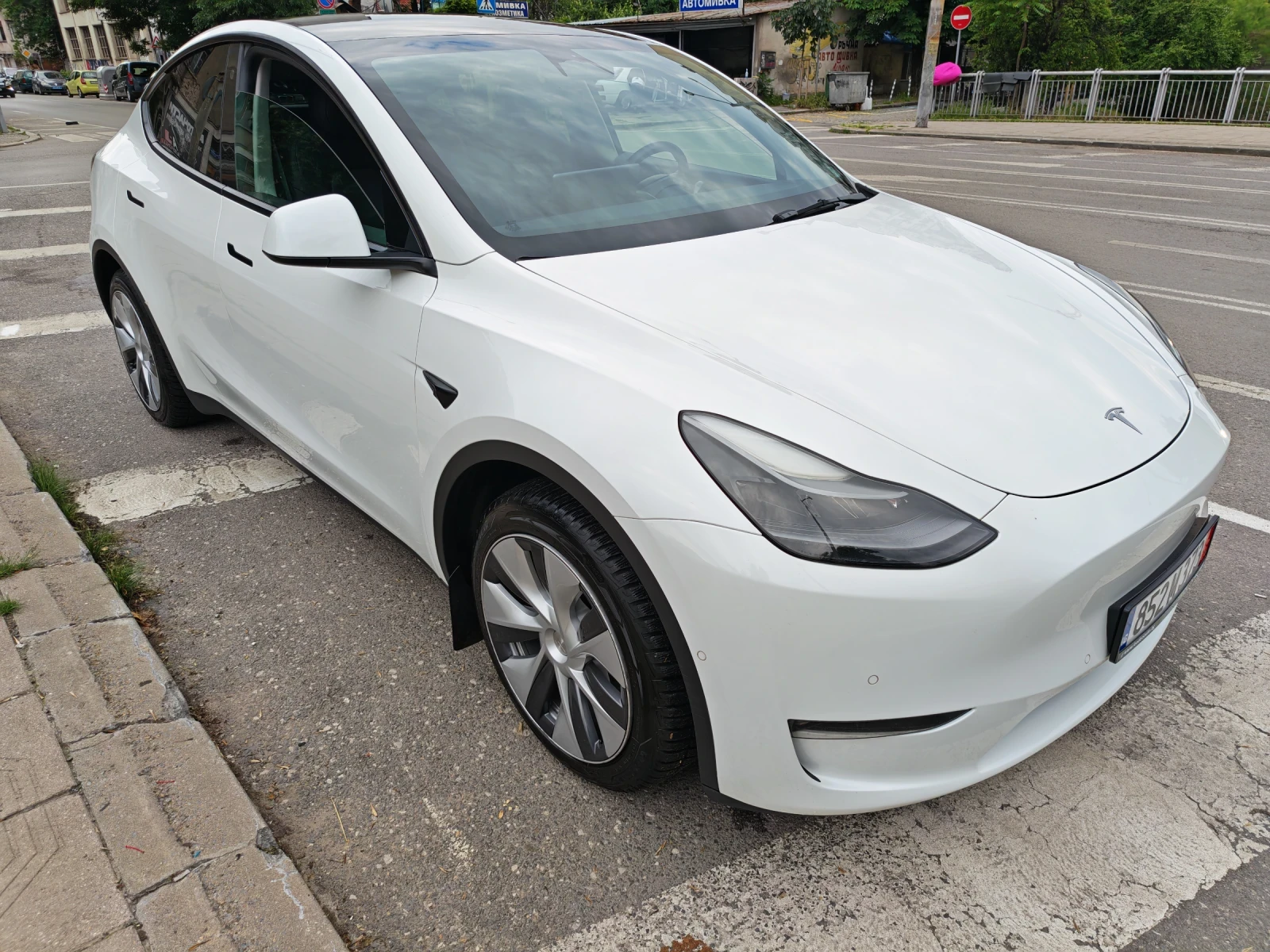 Tesla Model Y ГаранцияLONG/Европейска/Термопомпа/ryzen/FSD, снимка 3 - Автомобили и джипове - 55163313