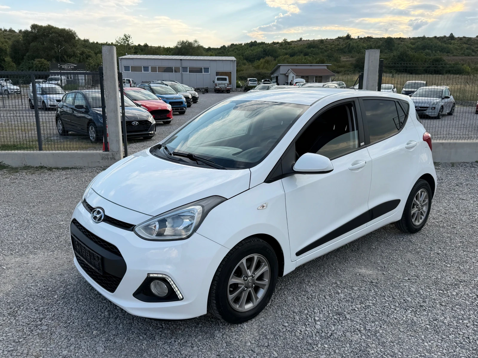 Hyundai I10 1.0i PASSION LED EURO 6 TUV COC, снимка 2 - Автомобили и джипове - 55602620