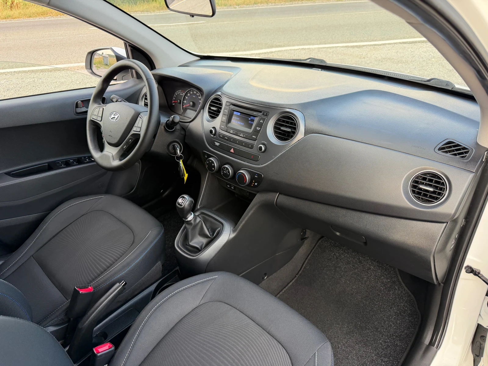 Hyundai I10 1.0i PASSION LED EURO 6 TUV COC, снимка 14 - Автомобили и джипове - 55602620