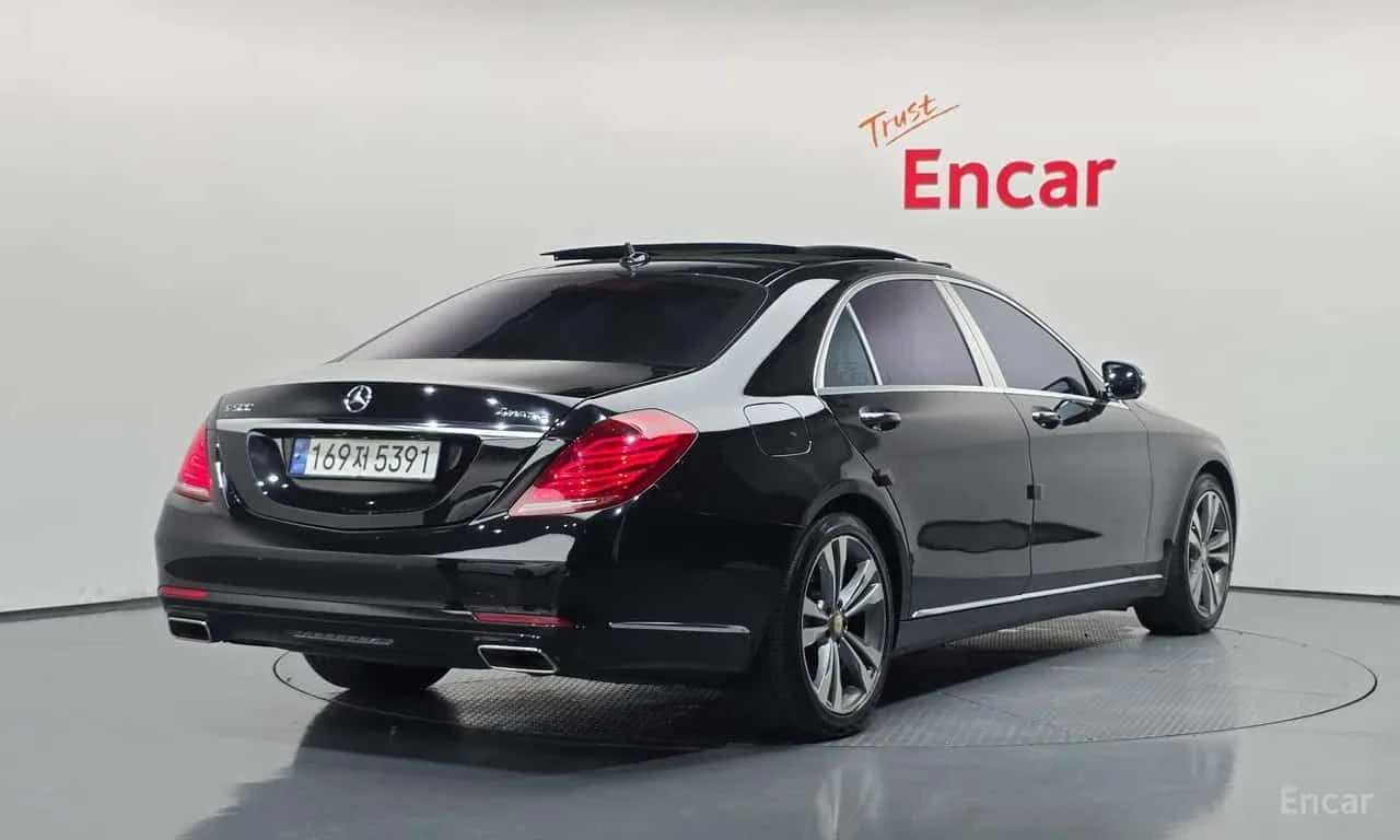 Mercedes-Benz S 500 LONG /ОБДУХВАНЕ/ПАНОРАМА/ДИСТРОНИК/360, снимка 2 - Автомобили и джипове - 55684011