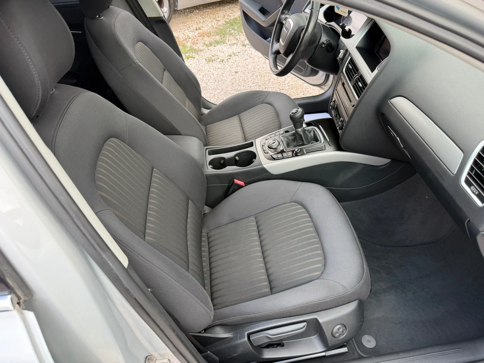 Audi A4 TFSI, снимка 13 - Автомобили и джипове - 55846616