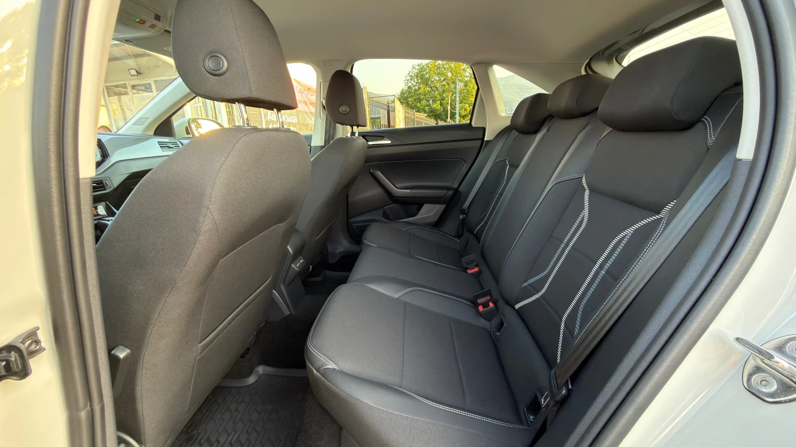 VW Taigo 1.0TSI AUTOMATIC WARANTY, снимка 7 - Автомобили и джипове - 56012480