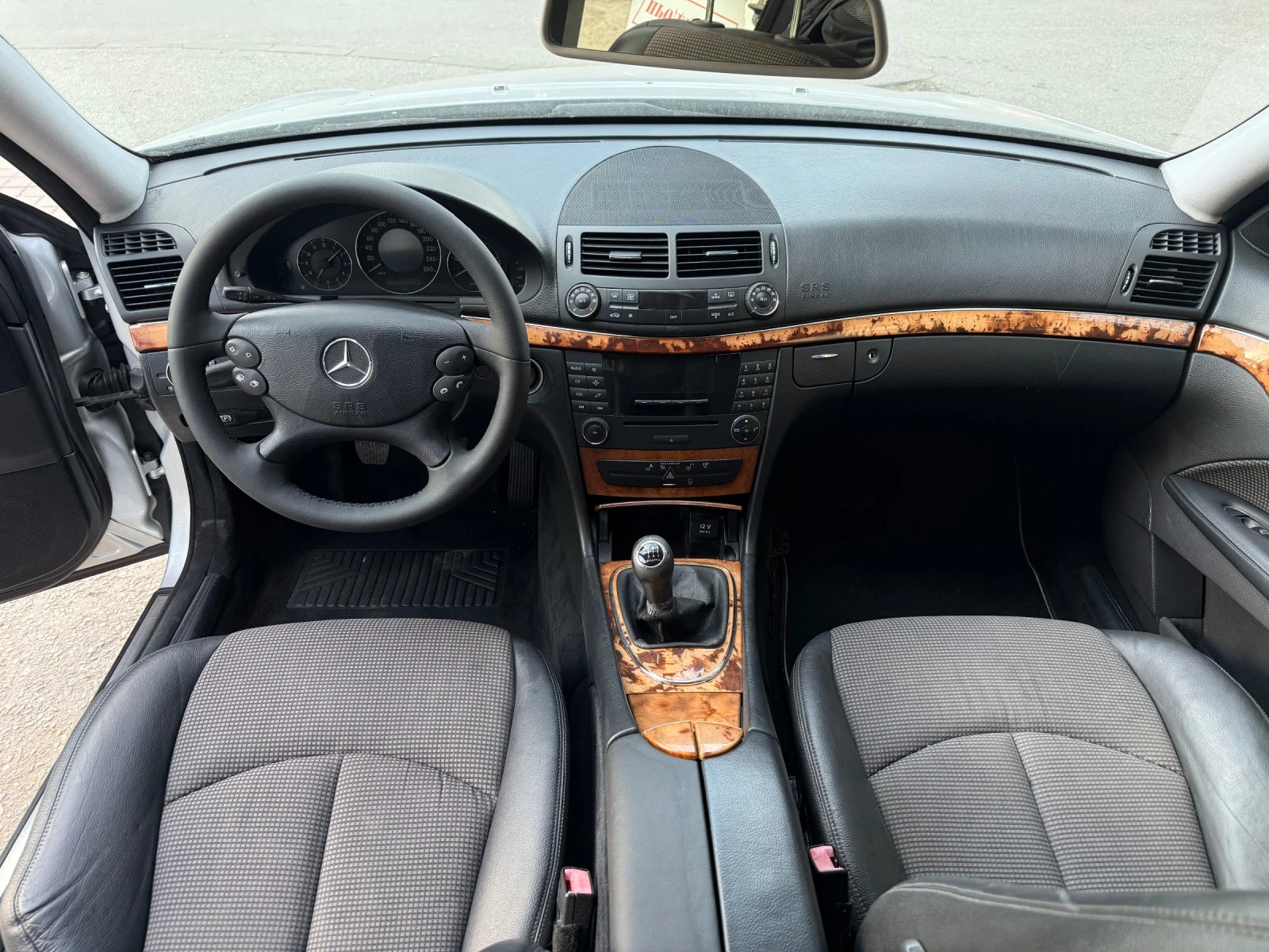 Mercedes-Benz E 220 220 CDI EVO 150�� ������ ���� | Mobile.bg � ����������� 9