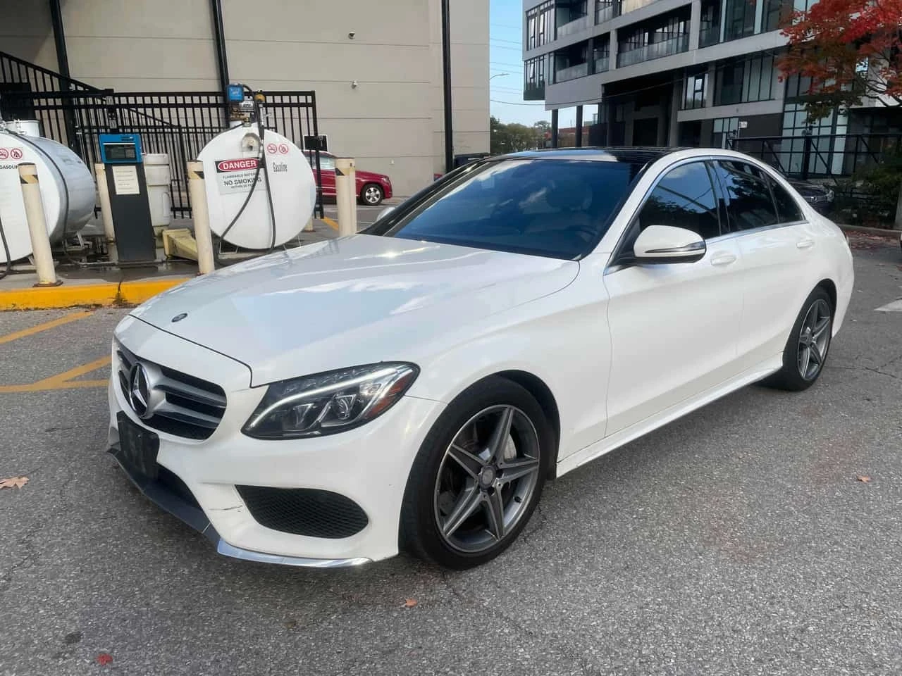 Mercedes-Benz C 300 * CARFAX * ОТ ПРЕДСТАВИТЕЛСТВО НА МЕРЦЕДЕС