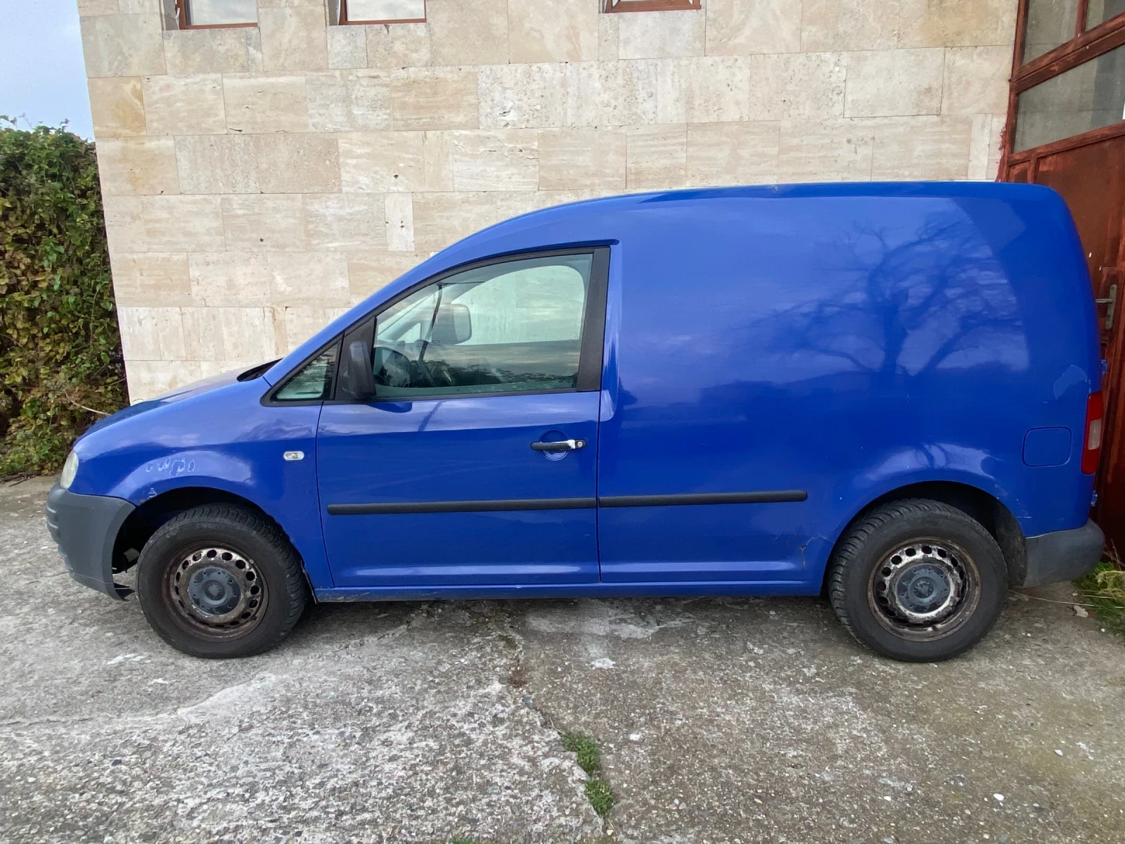 VW Caddy, снимка 3 - Автомобили и джипове - 56685332