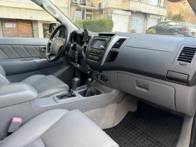 Toyota Hilux 3.0 Auto с история - 19999 € / 39114.64 лв. - 81055505 9