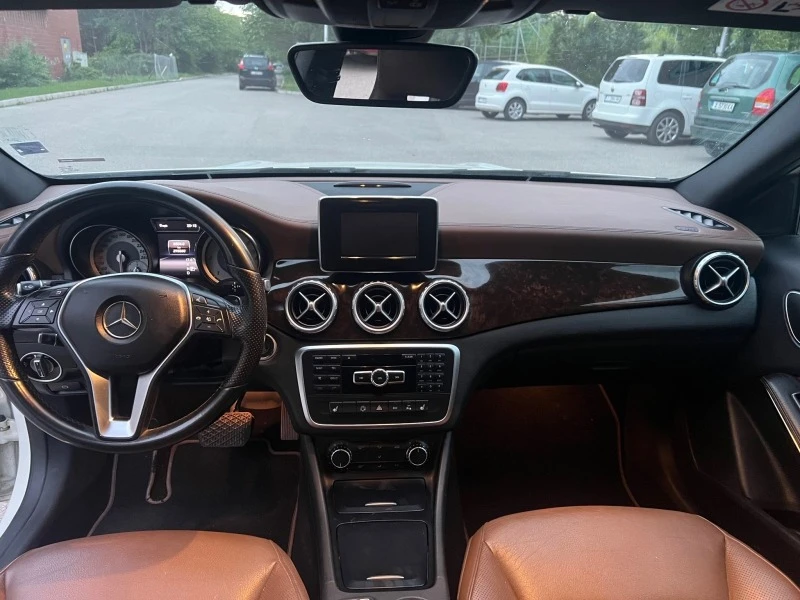 Mercedes-Benz GLA 200 дизел, снимка 7 - Автомобили и джипове - 49181535