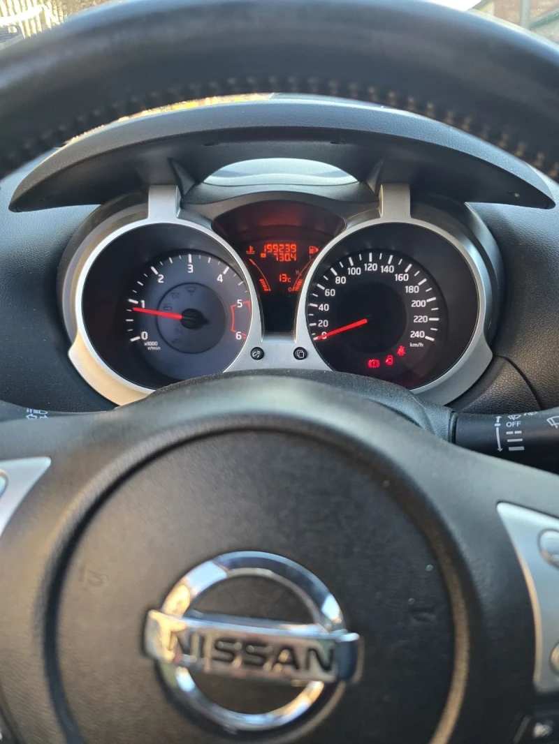 Nissan Juke, снимка 15 - Автомобили и джипове - 48456034