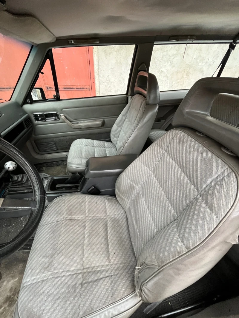 Jeep Cherokee, снимка 8 - Автомобили и джипове - 49143549