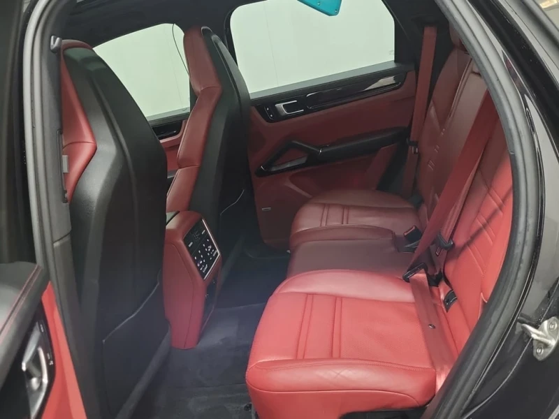 Porsche Cayenne 2019 S * CARFAX * БЕЗ ПЪРВОНАЧАЛНА ВНОСКА, снимка 11 - Автомобили и джипове - 52807776