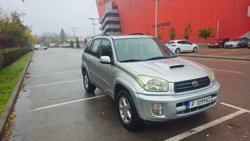 Toyota Rav4, снимка 3 - Автомобили и джипове - 53290159