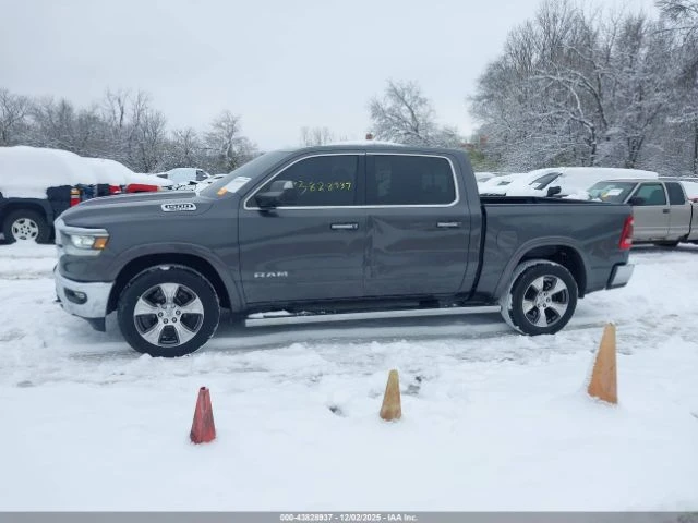 Dodge RAM 1500 LARAMIE 5.7 HEMI 4X4, снимка 4 - Автомобили и джипове - 52837431