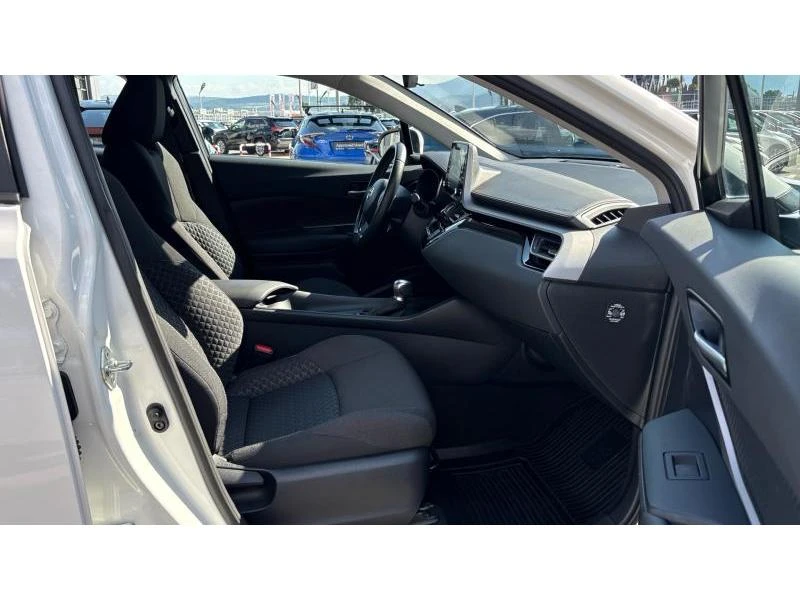 Toyota C-HR 1.8HSD CENTER | Mobile.bg � ����������� 6