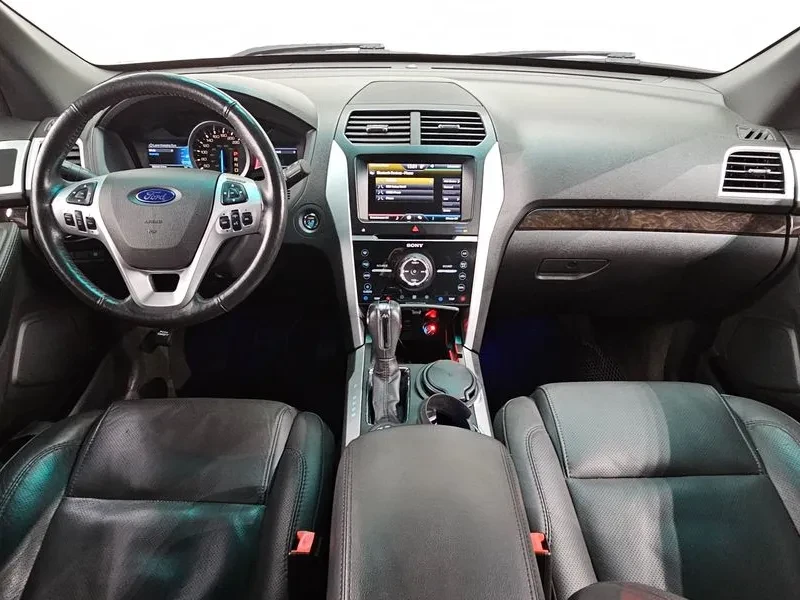 Ford Explorer 3.5 AWD - САМО 30% АВАНС, снимка 7 - Автомобили и джипове - 56368582