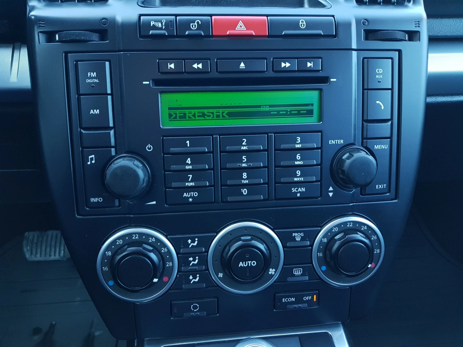 Land Rover Freelander 2 HSE TD4 2.2-160 к.с. АВТОМАТИК ЛИЗИНГ | Mobile.bg — изображение 12