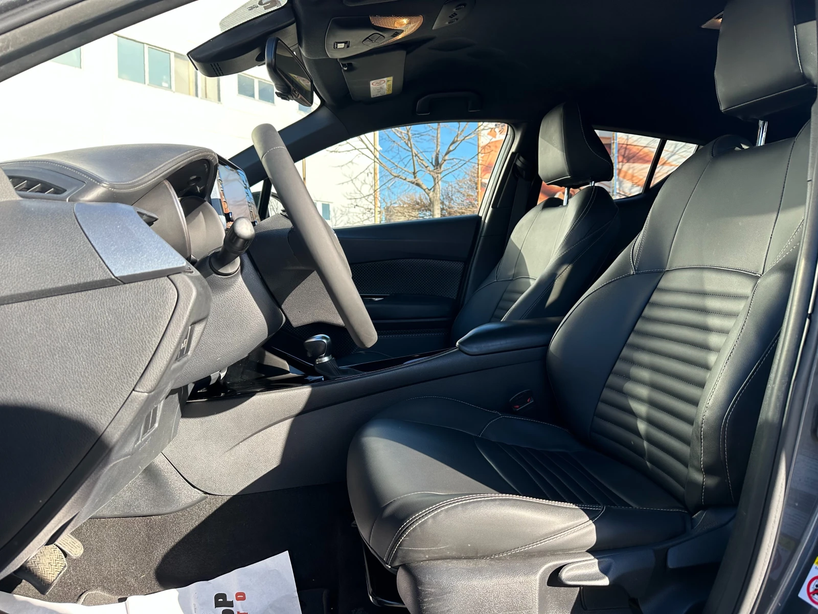 Toyota C-HR Facelift/Hybrid/�������� | Mobile.bg � ����������� 8